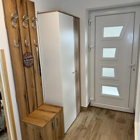 Laza Fotel Apartament *