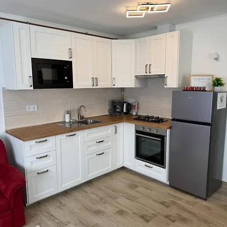 Laza Fotel Apartment