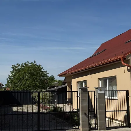 Laza Fotel Apartament